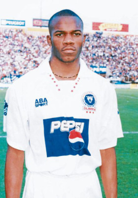 David Suazo estaría engalanando el próximo torneo liguero