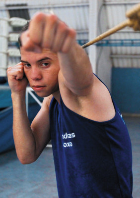 Boxeador Bayron Molina representará a Honduras en las olimpiadas