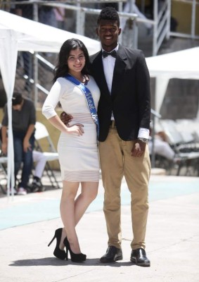 Reinado escolar en la Lincoln School fue un total derroche de elegancia y talento