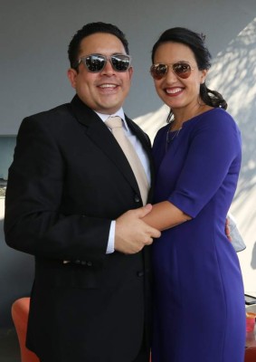 José y Yessenia inician la aventura del matrimonio