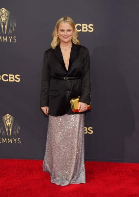 Atuendos básicos y poco favorecedores: Los peor vestidos de los Emmy 2021&nbsp;&nbsp;