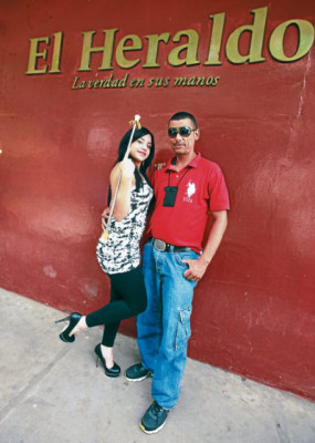 Ángela Chirinos, una palillona de portada