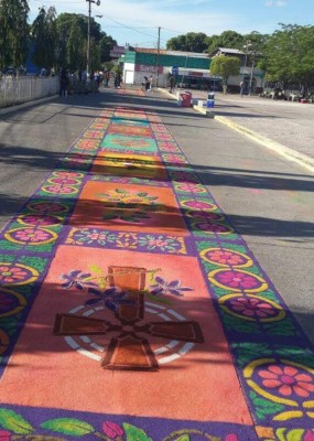 Alfombras religiosas en San Lorenzo