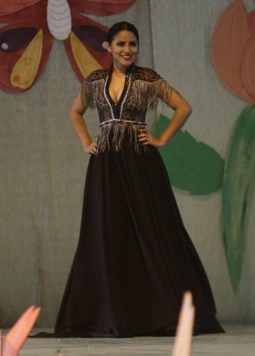 Derroche de belleza en la coronación de la 'Chica contador 2016'