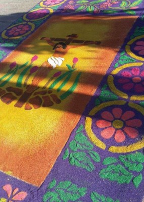 Alfombras religiosas en San Lorenzo