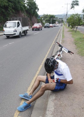 III Vuelta Ciclística: Las caídas aparatosas