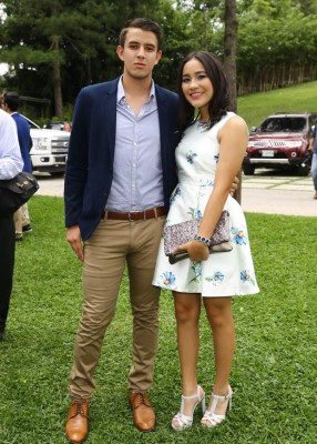 Seniors de Elvel School celebran su tradicional desayuno para fortalecer lazos de amistad