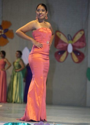 Derroche de belleza en la coronación de la 'Chica contador 2016'