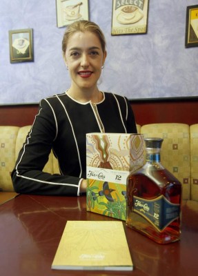 'Legado de generaciones' un libro que celebra el arte y la poesía