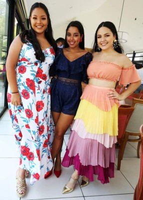 Seniors de la Elvel suman bellos y cálidos recuerdos