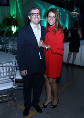 Una noche de recuerdos entre los egresados de la Elvel School