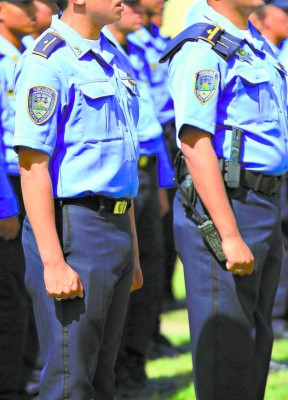 Maccih recibirá informe sobre la depuración policial