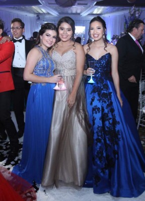 La Elvel School protagonizó una inolvidable velada