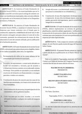 Ministro de FHIS declara ante fiscales