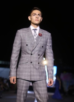 Yoyo Barrientos celebra 25 años de diseño