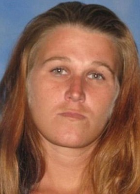 Murió de sobredosis y posaron para Facebook con su cadáver