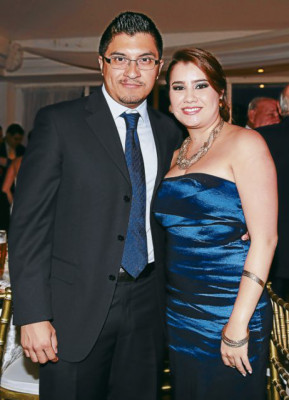 Romántica ceremonia para los enamorados