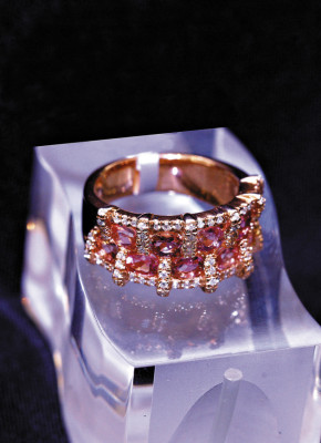 El oro rosado conquista la orfebrería