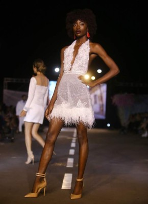 Yoyo Barrientos celebra 25 años de diseño