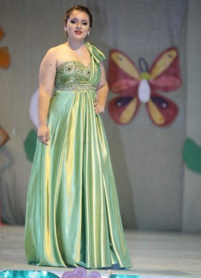 Derroche de belleza en la coronación de la 'Chica contador 2016'