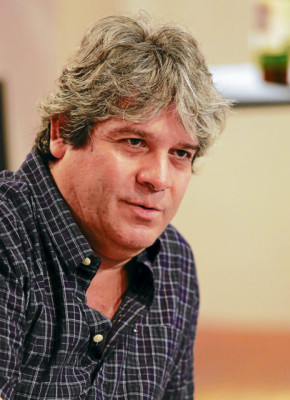 'Los artistas que buscamos la verdad logramos sobrevivir en los lugares más desérticos”