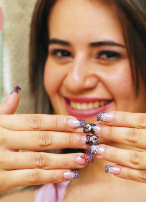 Uñas con un toque de animación