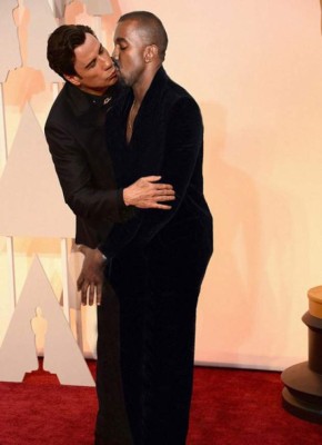 Memes de la mano larga de John Travolta a Scarlett Johannson