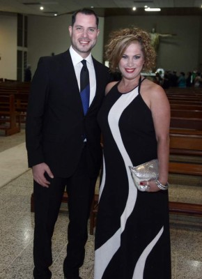 Alegría y bendición por la alianza de José Luis y Paola