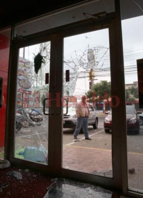 Las imágenes que no vio de los saqueos y destrucción durante protestas