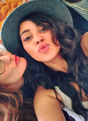 Foto de una linda delincuente causa furor en las redes sociales