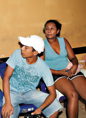 A machetazos matan a tres hombres en el norte de Honduras