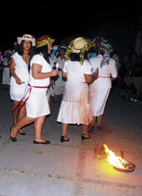 Reviven las posadas en El Paraíso