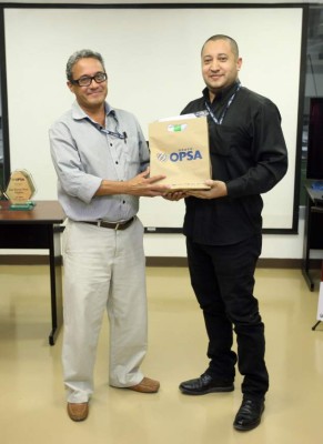 premio a su esfuerzo,