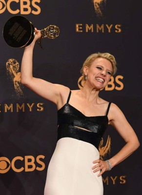 FOTOS: Así posaron los ganadores de los Premios Emmy 2017