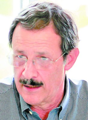 Jefa de bancada liberal pide a Bográn que se retire de CCEPL