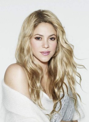 Mhoni Vidente predice el futuro de Belinda y Shakira para este 2017