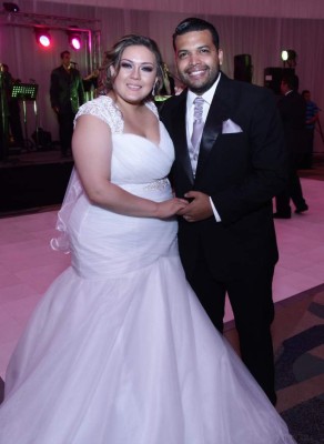 Salud por la felicidad de María Fernanda y Roberto