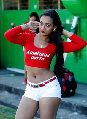 Aficionadas derrochan belleza y sensualidad en la jornada 11 del Clausura