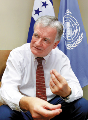 Restringir la libertad de expresión es como tratar de volver a la oscuridad