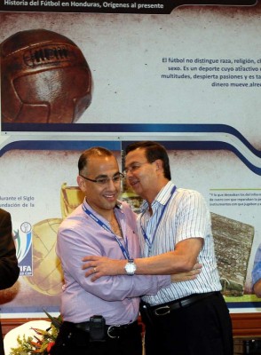 Colombianos, favoritos para dirigir a Honduras