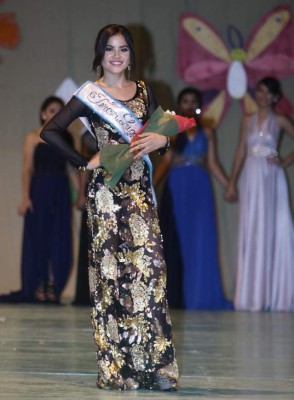 Derroche de belleza en la coronación de la 'Chica contador 2016'