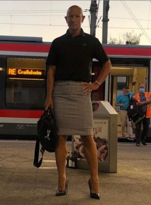 Mark Bryan, el hombre que rompe estereotipos con faldas y tacones (FOTOS)