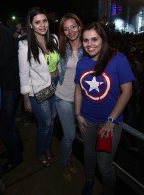 Rock, baile y diversión en la Miller Lite de Tegucigalpa