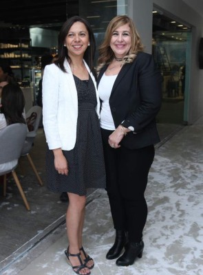 Mujeres unidas para apoyar la