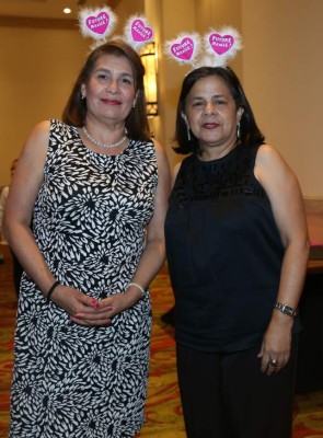 Alegre noche para decirle adiós a la soltería de Alejandra Muñoz