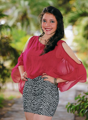 Bellas jovencitas aspiran a reina de Ferisur