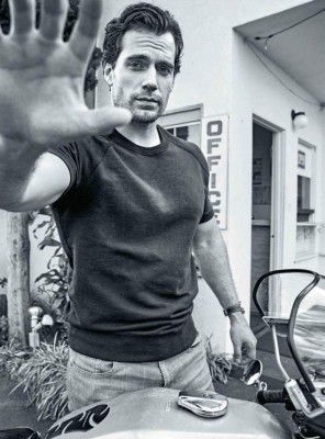 ¿Quién es el más alto y el más bajo? Conoce la estatura de los famosos