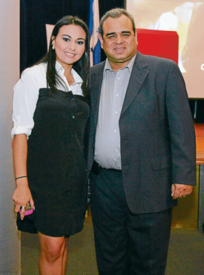 Destacan labor de periodista de EL HERALDO