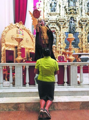 Real de Minas bajo las alas de San Miguel, príncipe de la Milicia Celestial