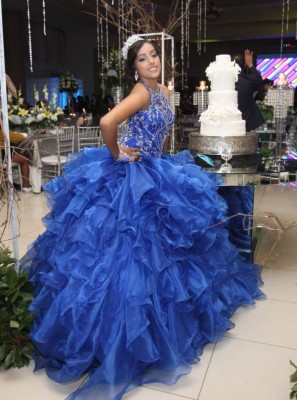 Como en un cuento de hadas festejó sus 15 años María José Torres Lanza